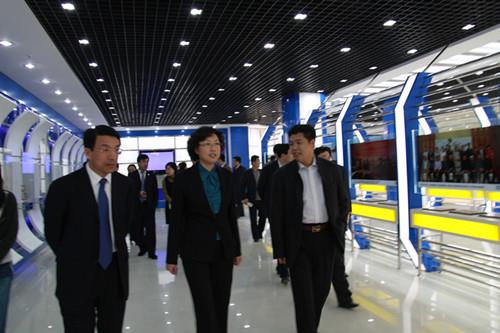 威海市委副書(shū)記、市長(zhǎng)張惠（原青島市委常委、副市長(zhǎng)）和青島市委常委、市委秘書(shū)長(zhǎng)王魯明視察指導(dǎo)工作