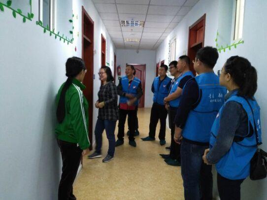 走進(jìn)圣之愛(ài)，讓愛(ài)溫暖人間