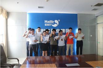 集團(tuán)舉行新就職管理干部就職宣誓儀式