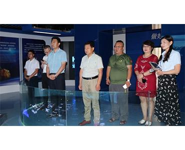 銀川市投資促進(jìn)局、山東濰坊商會(huì)領(lǐng)導(dǎo)一行來集團(tuán)參觀訪問